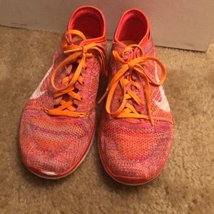 Nike women’s running shoe.